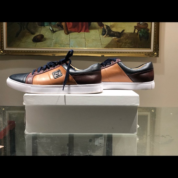 Robert Graham Trixie - Picture 2 of 5